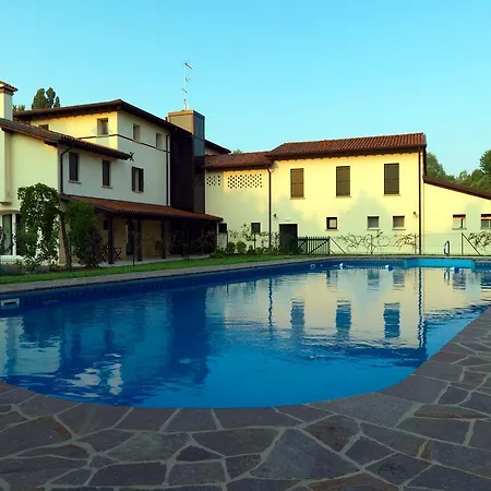 Ca' Dei Molini Farm stay *